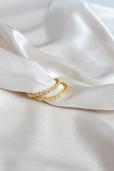 Brillo Zirkon Taşlı Yıldız Desenli Halka Küpe