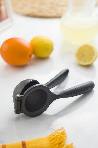 Hangora Cast Iron Lemon and Delicate Juicer Large Size 23 Cm