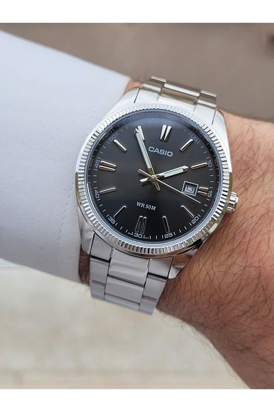 Casio Silver Black Color Men's Wrist Watch