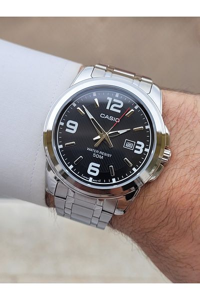 Casio Silver Black Color Men's Wrist Watch