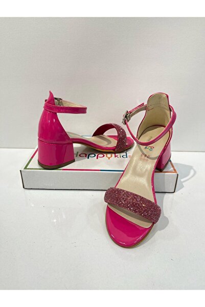 BUTİKHAPPYKİDS أحذية سهرة للفتيات باللون الوردي من الجلد اللامع بحزام واحد مر...
