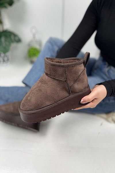 İmerShoes Χειμερινές casual γυναικείες μπότες - καφέ σουέτ, χοντρή σόλα και Ultra Mini Bootie 400u
