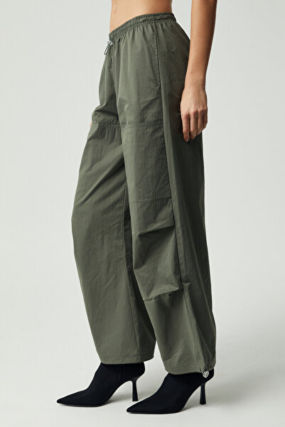 Urban Beat Liliane Women's Light Khaki Trousers