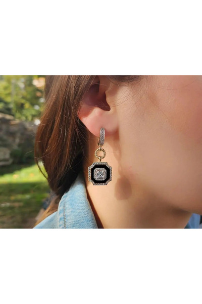 Ema Jewellery Altın Siyah Mineli Taşlı Küpe