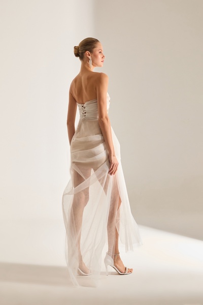 BETTY & SAM Olivia Taş İşlemeli Beyaz Tül Elbise