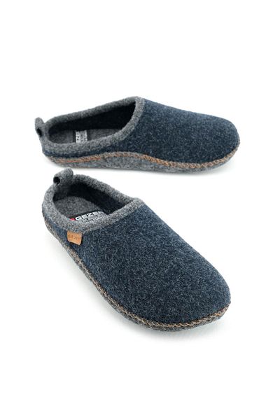 GEZER 13653 Men's Felt Comfortable Silent Sole Lightweight Home Carpet Guest Slippers