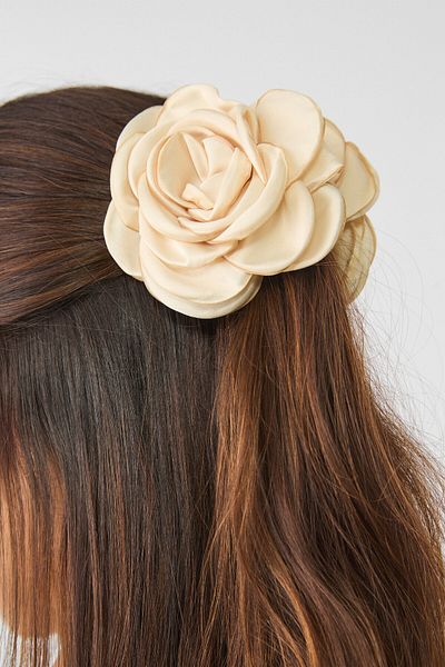 Stradivarius Maxi flower hair clip
