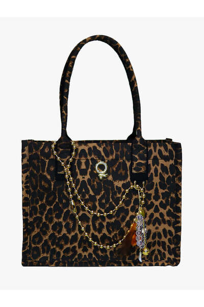 Butik QUTU CLUB LEOP-ART No.1 Leopar desenli Kanvas Aksesuar ve Charmlı Kadın...
