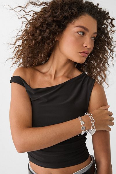 Stradivarius Set of 3 love bracelets