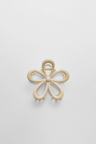 Stradivarius Daisy hair clip