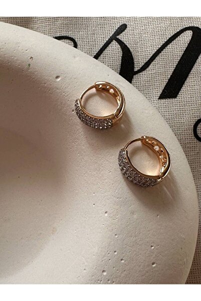 Esmeray Aksesuar Vip Çelik Gold Renk 4 Sıra Zirkon Taşlı Antialerjik Lazer Kesim Halka Küpe Genişlik 1,5 cm.