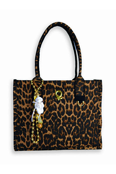 Butik QUTU CLUB LEOP-ART No.4 Leopar desenli Kanvas Aksesuar ve Charmlı Kadın...