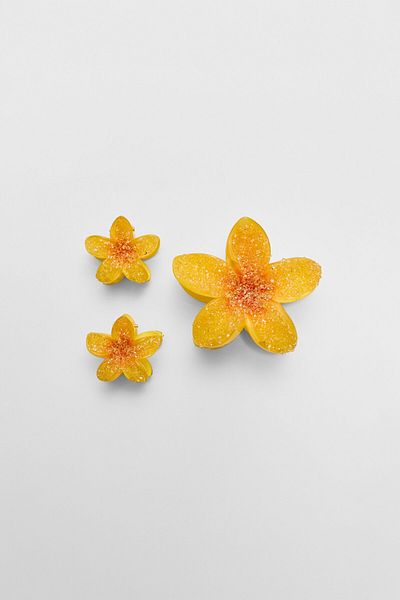 Stradivarius Set of 3 floral hair clips