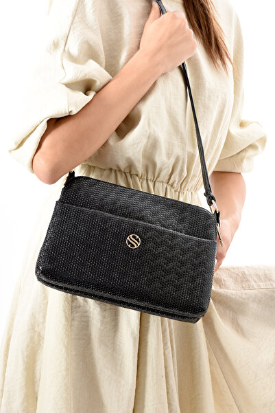 Morpelikan Women's Black Drop Shoulder Bag with Adjustable Cross Strap, 4 Compartments and Metal Zipper