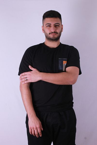 trender Trust - Yourself Print Black Men's T-Shirt