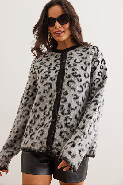 Olalook Women's Gray Buttoned Raised Loose Leopard Cardigan Hrk- 19000333