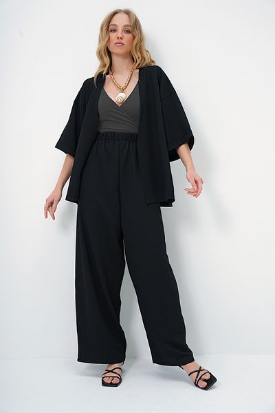 Trend Alaçatı Stili Letni komplet kimono i spodnie z czarnym owijanym materiałem - Alc-X13466
