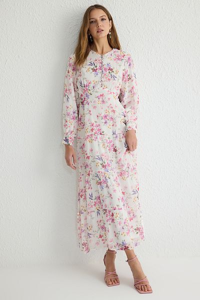 Trendyol Modest Ecrufarbenes, gewebtes Chiffonkleid mit Blumendruck TCTSS25EB00036