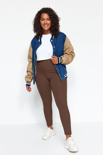 Trendyol Curve Barna, magas derekú bordás kötött nagyméretű leggings TBBAW23AY00009