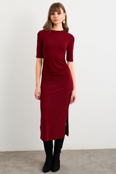 Cool & Sexy Rochie tricou cu fante adunate burgundy pentru femei FS9594