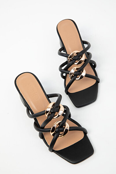 SOHO Černé dámské klasické boty na podpatku 18828