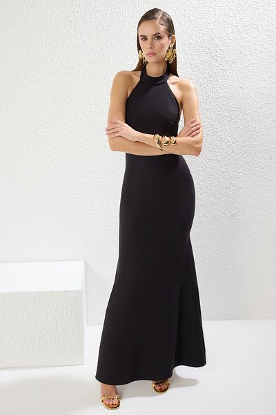 Trendyol Collection Schwarzes, fischgeschnittenes, gewebtes, stilvolles Maxi-Abendkleid TPRSS25AE00049