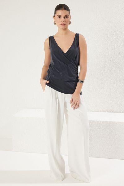 Trendyol Collection Anthracite More Sustainable Modal Περιεχόμενο με διπλό στήθος κλείσιμο Ασύμμετρη πλεκτή μπλούζα TWOSS25BZ00077