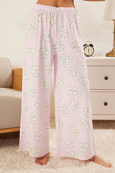 Trendyol Collection Lilafarbenes, gestricktes Pyjama-Set aus 100 % Baumwolle mit Blumenmuster – Knopfleiste, THMSS25PT00179