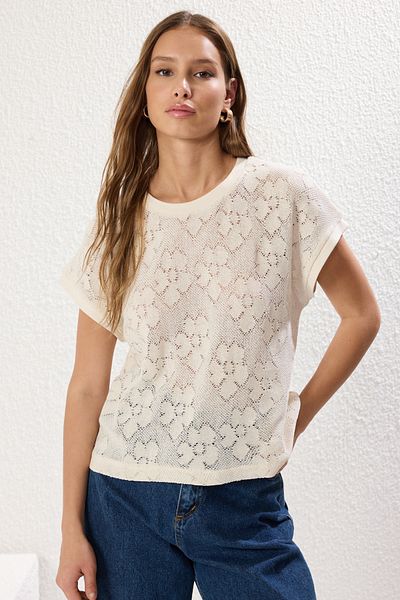 Trendyol Collection Ecru Jacquard Regular/Normal Fit Detail stahovací šňůrky/závěsu Pružná pletená halenka Twoss25Bz00155