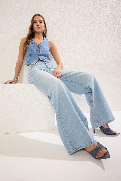 Trendyol Collection Blaue Palazzo-Jeans mit hoher Taille und extra breitem Bein TWOSS25JE00179