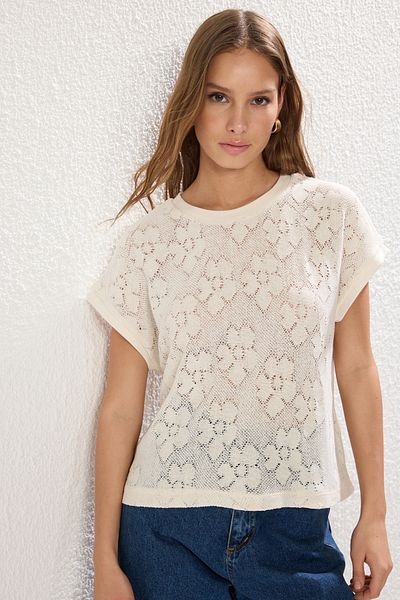 Trendyol Collection Ecru Jacquard Regular/Normal Fit Detail stahovací šňůrky/závěsu Pružná pletená halenka Twoss25Bz00155