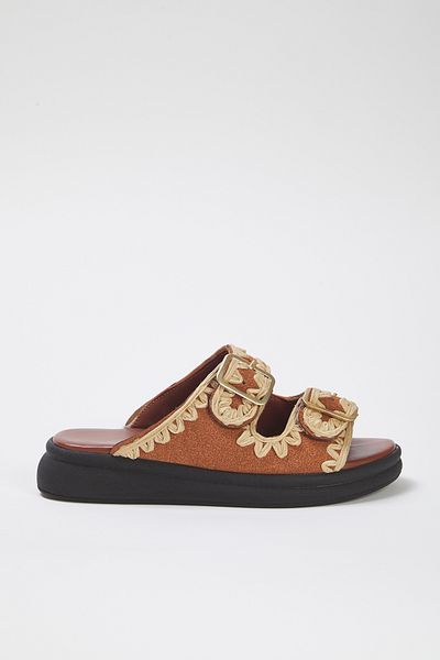 TRENDYOL SHOES Flache Damenhausschuhe mit brauner Stickerei und antiker Schnalle TAKSS25TE00005