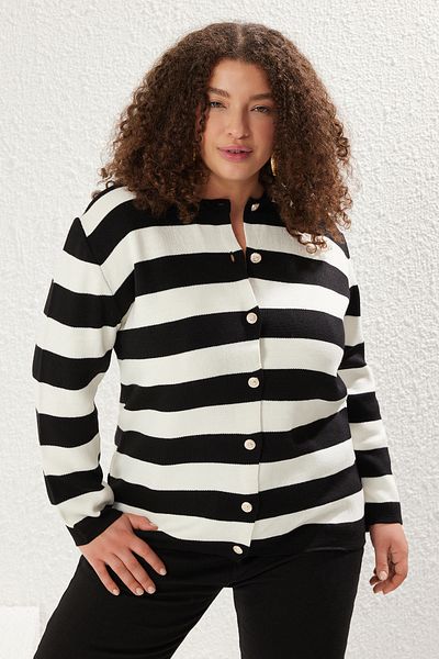 Trendyol Curve Ecru Striped Crew Neck Knitwear Cardigan Tbbaw25Av00025