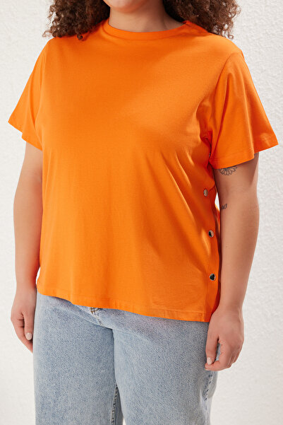 Trendyol Curve Plus Size Orange Boyfriend Fit T-Shirt - Side Snap Detail, 100% Cotton, Tbbss24Bf00000