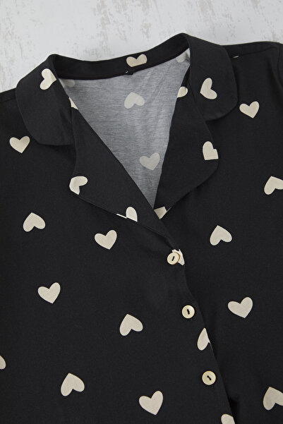 Trendyol Curve Black Heart Print Shirt Collar Knitted Pajamas Set Tbbss24Ai00026