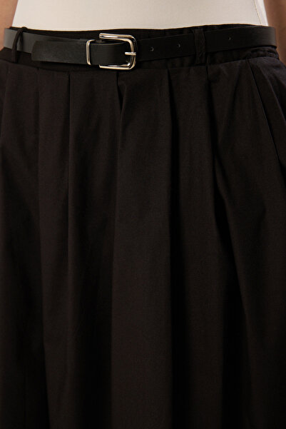 Trendyol Modest Fusta neagră cu curea plisată TCTSS25EE00005