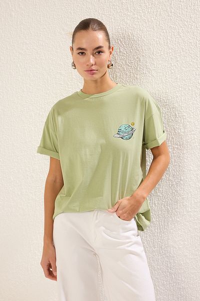 Trendyol Collection Μπλουζάκι Galaxy Printed Mint Boyfriend Fit - Πλήρης λαιμόκοψη, Πλεκτό - TWOSS23TS00257