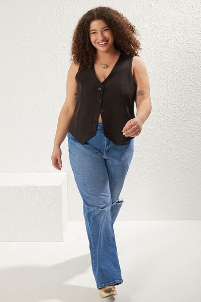 Trendyol Curve Braune gewebte Weste mit Knöpfen TBBSS24BH00003