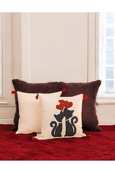 Felluci textile Punch Embroidered Cushion Cat 43X43 2Pcs