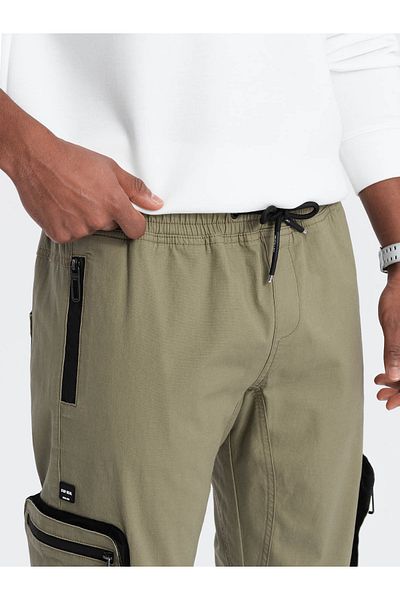 OMBRE Ανδρικό παντελόνι JOGGER με τσέπες cargo με φερμουάρ - ανοιχτόχρωμο λαδί V1 OM-PAJO-0135 M