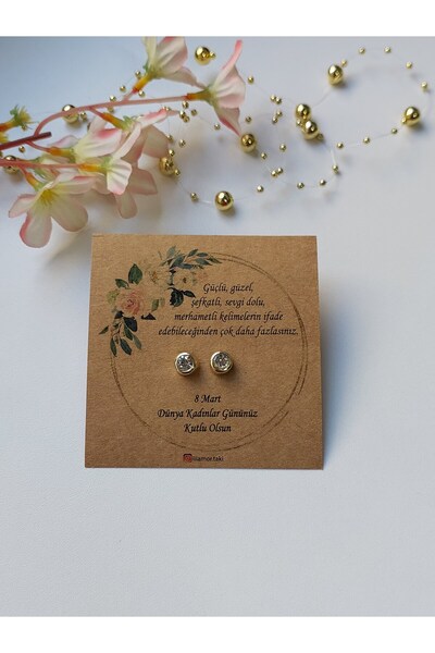 Lilamor 8 Mart Dünya Kadınlar Günü Hediyesi Taşlı Gold Küpe