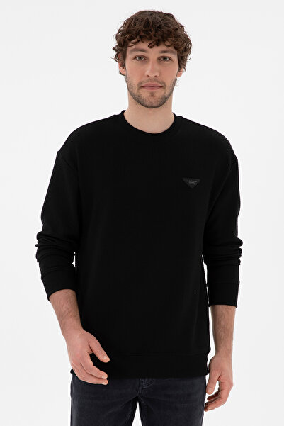 U.S. Polo Assn. سويت شيرت رجالي ذو ياقة دائرية مريح باللون الأسود 50290777-VR046