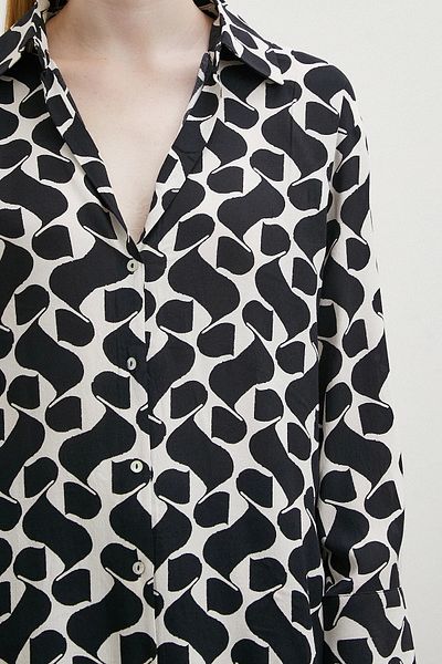 Never more Black Viscose Shirt - Maroken with Contrast Pattern