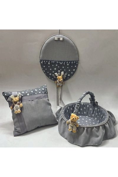 Cansüs Oval Baby Shower Σετ 3 τεμαχίων (Στολίδι πόρτας-καλάθι-μαξιλάρι κοσμήματος)