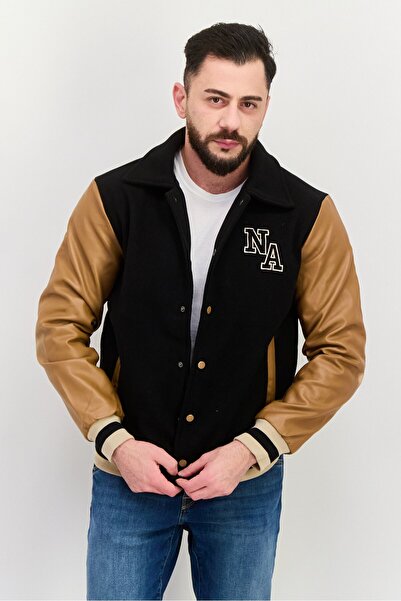 Night Addict جاكيت رجالي من قماش سوفت شيل بشعار مطرز، أسود