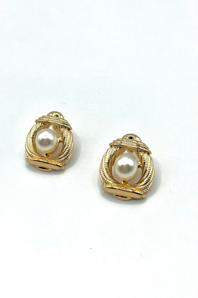 DEMOKAN أقراط نسائية سلسلة خاصة أقراط ملكية غير مشوهة