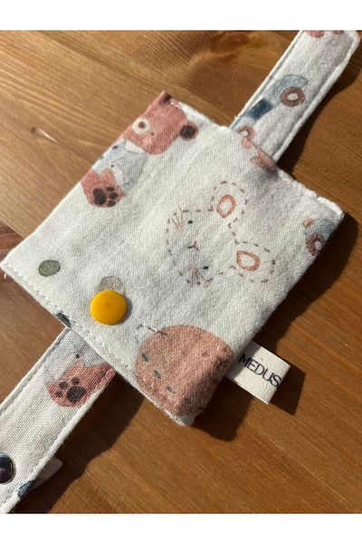 Medusa Kids Waffle Patterned Pacifier with Chain Cover, Baby Girl and Boy Strap