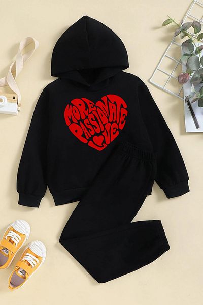 uyguntarz Heart Printed Children's Comfortable Tracksuit Set