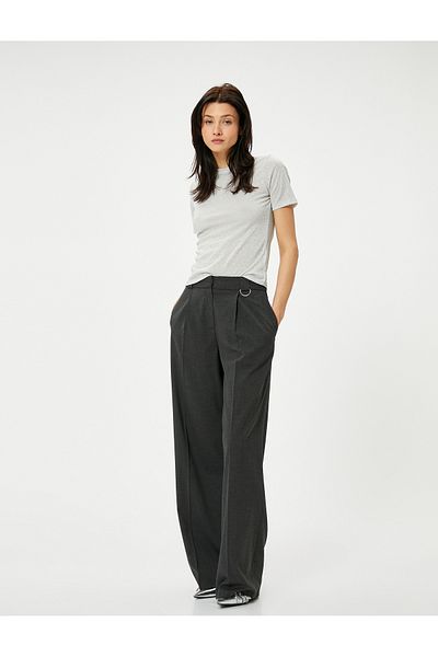Koton Prolamované tričko s krátkým rukávem a výstřihem Slim Fit