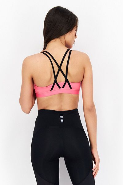 Puma Women Low Impact Elite Strappy Sports Bra, Pink